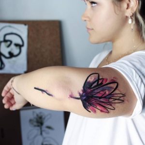 Abstract Lotus Flower Tattoo On The Back Of Her Left Arm Tricep intended for proportions 1000 X 1000