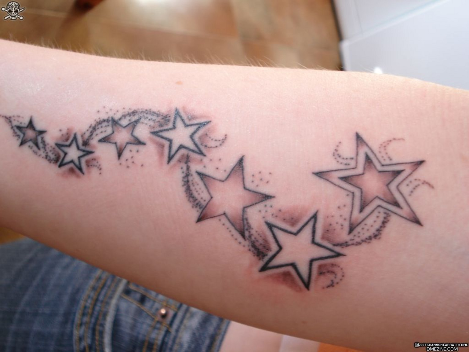 Attractive Grey Ink Star Tattoos On Arm with regard to sizing 1536 X 1152