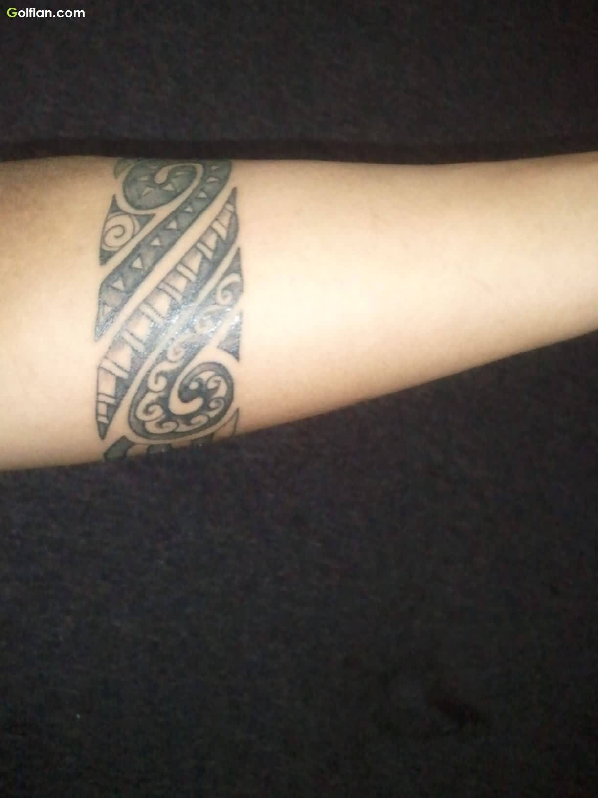 Cool Tribal Maori Armband Tattoo On Lower Arm 12231630 in proportions 1223 X 1630