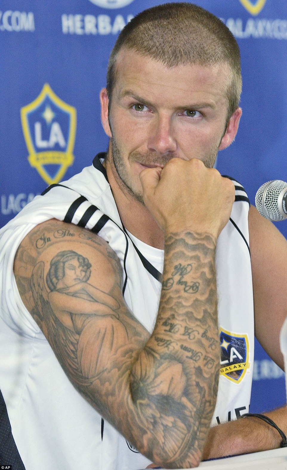 David Beckhams 40 Tattoos And The Special Meaning Behind Each with sizing 962 X 1577