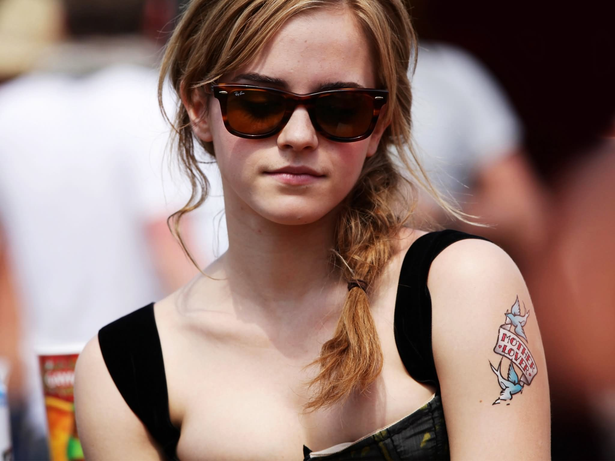 Flying Birds With Banner Tattoo On Celebrity Emma Watson Left Shoulder throughout size 2048 X 1536