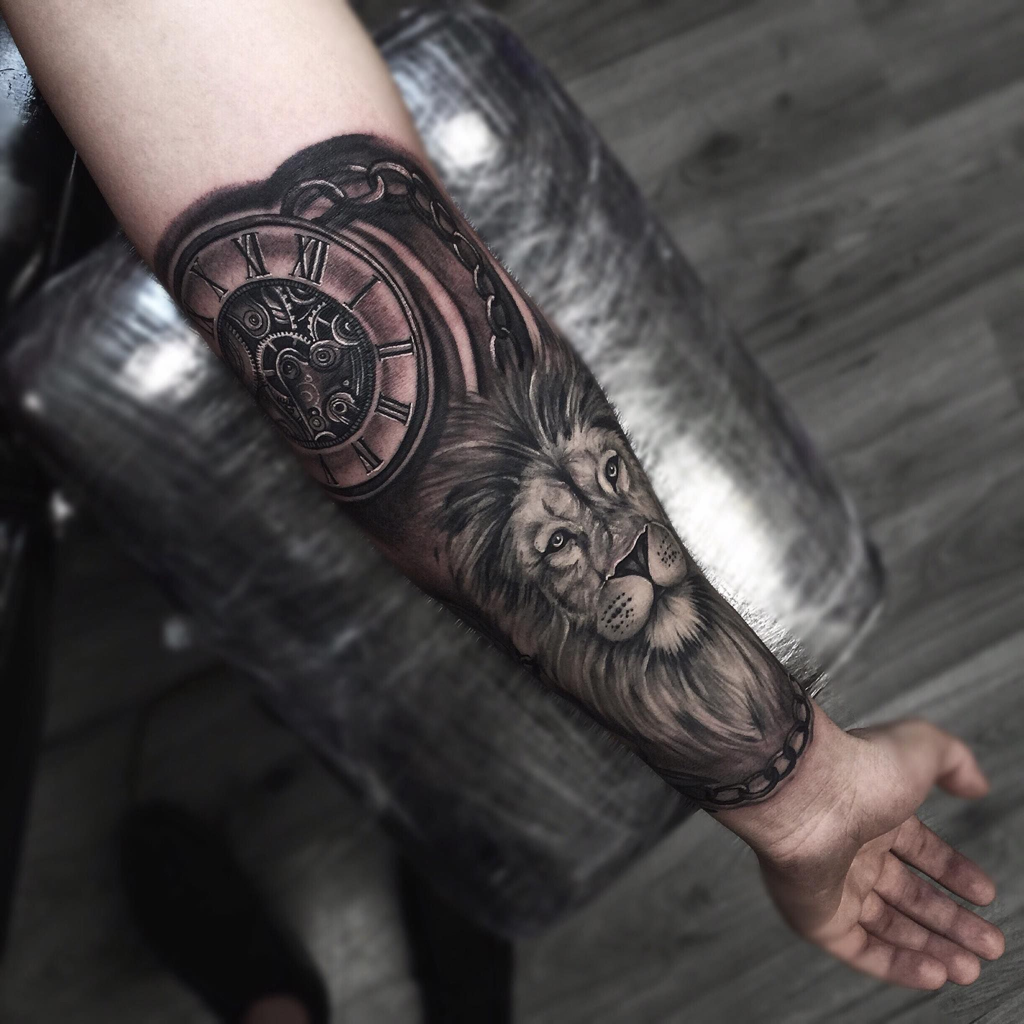 Half Arm Tattoo Lion Tattoo Clock Tattoo Tatuaggio Ingranaggi in size 2048 X 2048