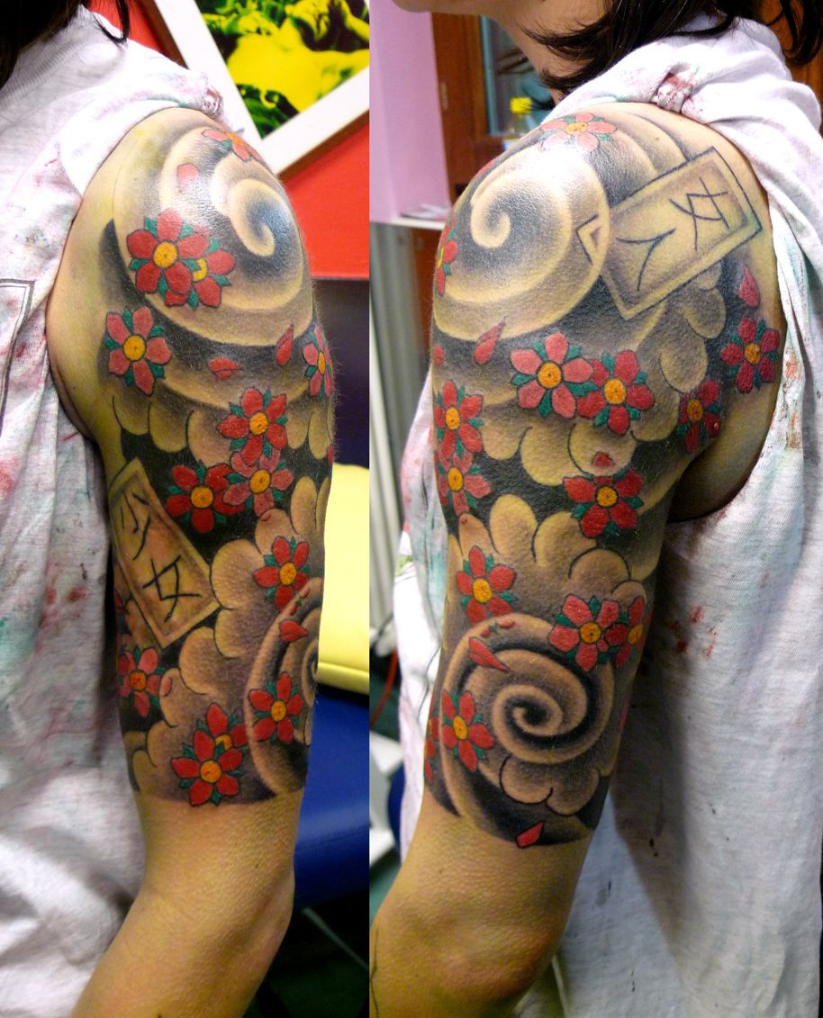Japanese Quarter Sleeve Tattoo Design Httptattooideastrend intended for sizing 914 X 1131