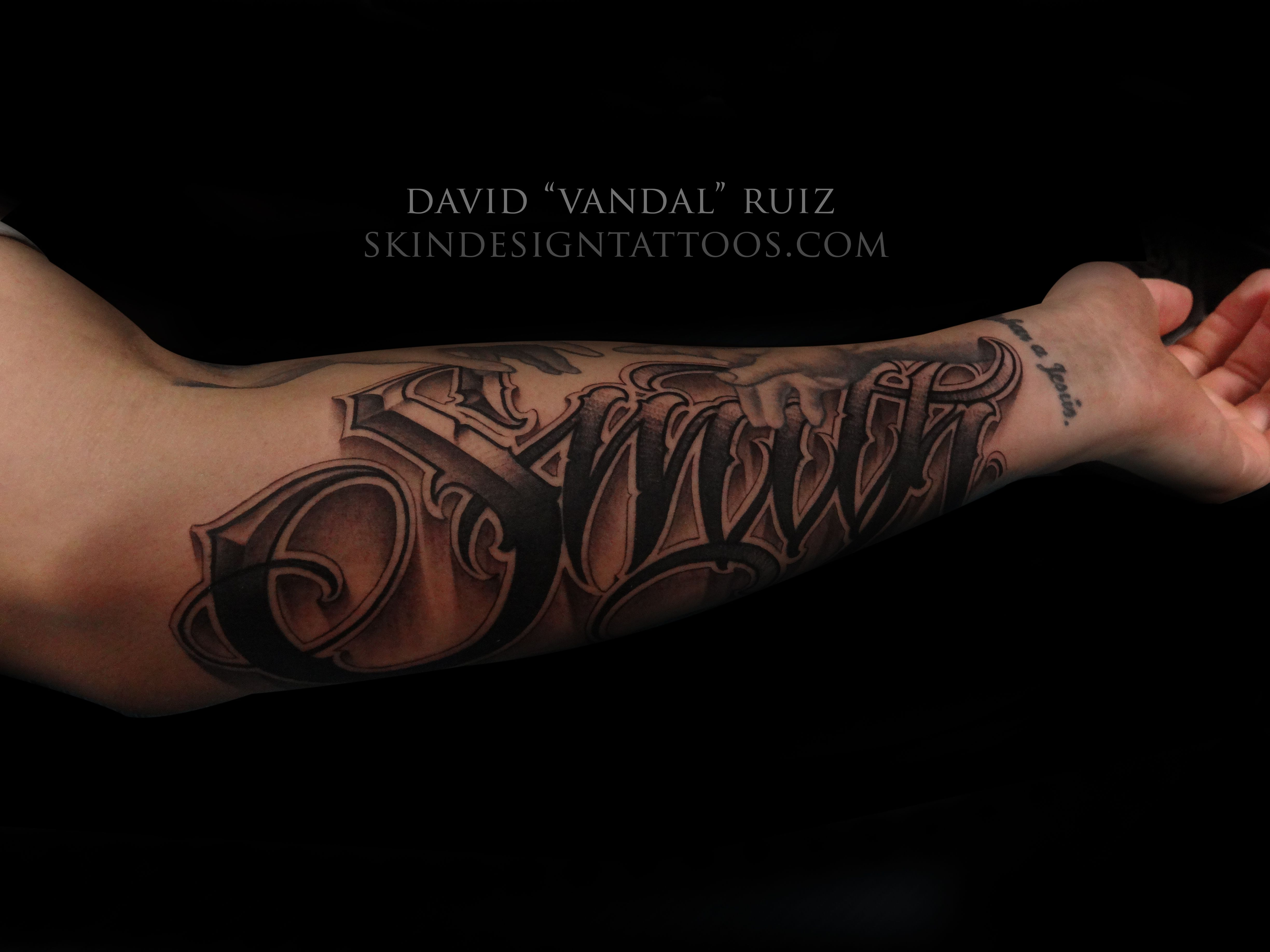 Last Name Tattoo Forearm Pin Last Name Tattoos On Forearm On throughout proportions 4896 X 3672