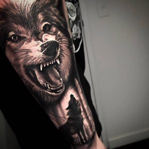 Levi Barnett Design A Howling And Roaring Wolf Tattoo On Arm in size 960 X 960
