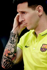 Lionel Messi Wearing A Short Sleeved T Shirt In Fc Barcelona La regarding proportions 1024 X 1535