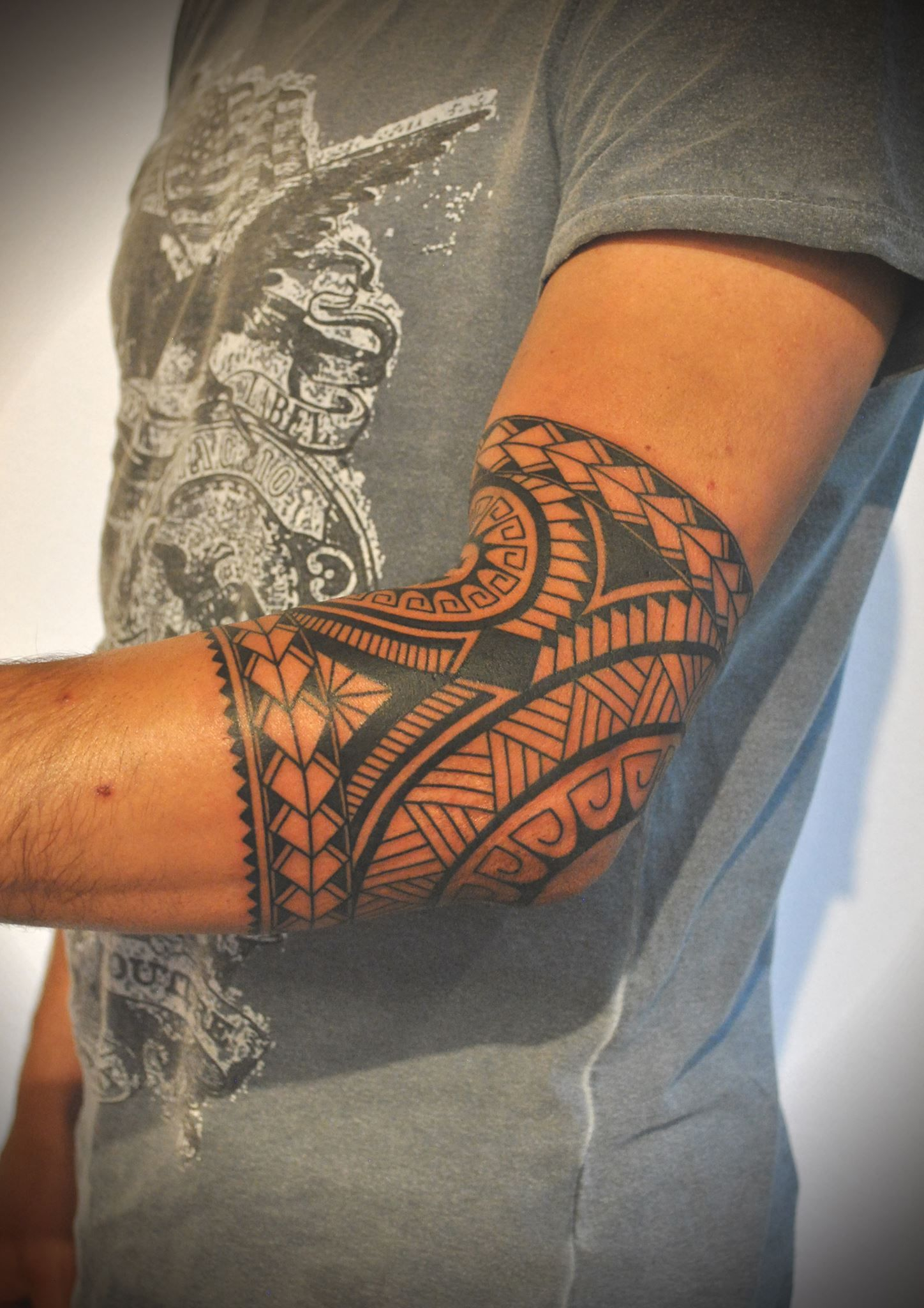 Polynesian Inspired Tattoo Simon Tattoo Tattoo Studio In Teufen pertaining to size 1448 X 2048