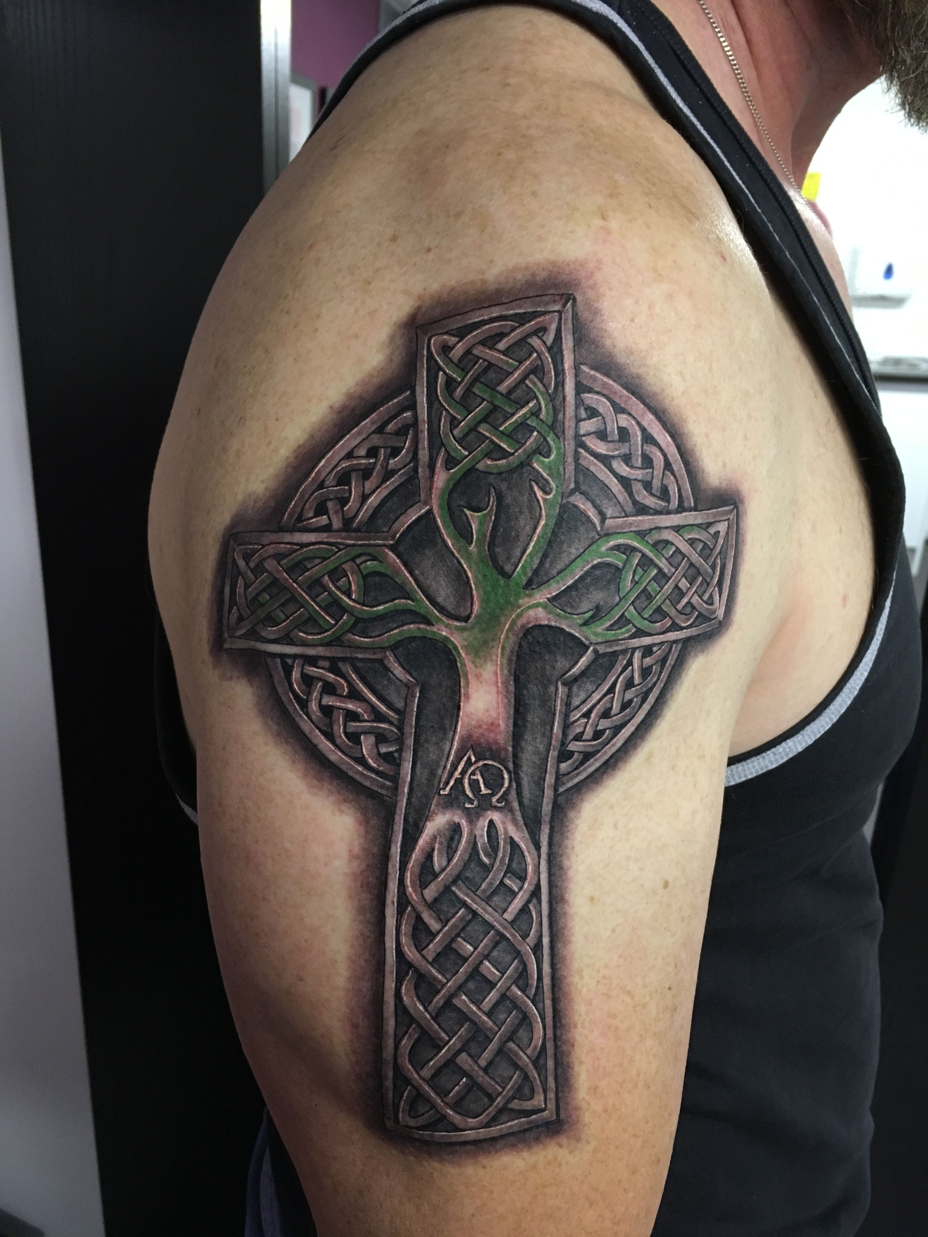 Shoulder Tattootree Of Life Jeremiah 177 8 Celtic Cross Tattoo intended for dimensions 3024 X 4032