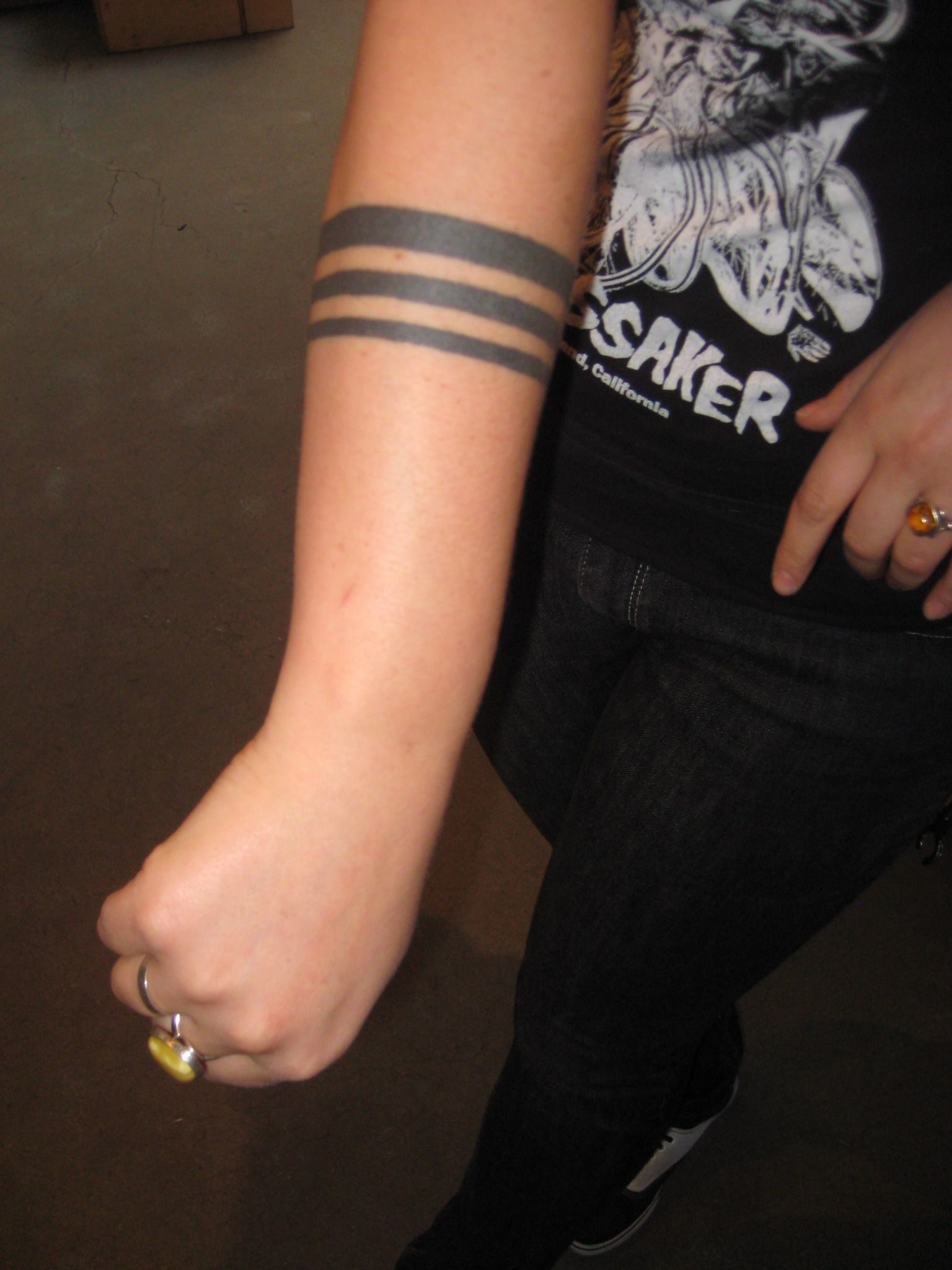 Tattoo Bands Around Arm Tattoostripes Things To Wear in size 1536 X 2048