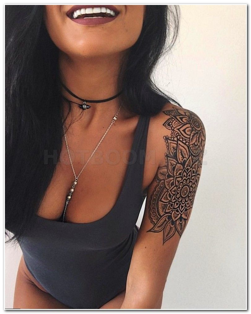 Tattoo Woman Ar Simple Back Tattoos Meaningful Wrist Tattoos in measurements 810 X 1013