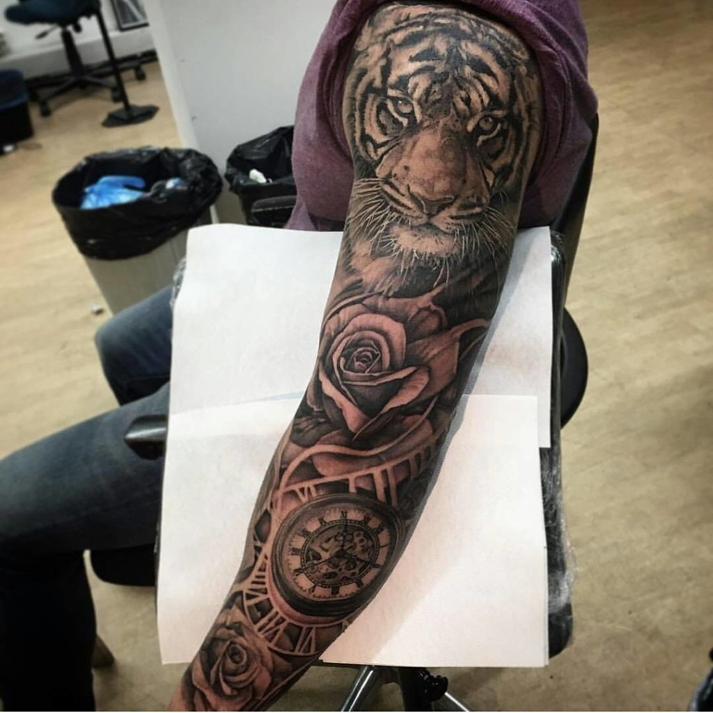 Tattoo one arm sleeve How Long