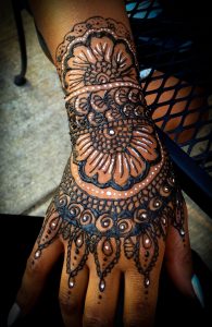 White Henna And Traditional Henna Tattoo Full Hand And Arm Floral intended for dimensions 1000 X 1535