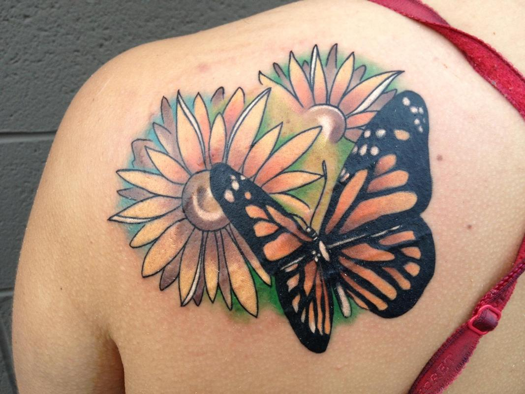 25 Best Butterfly Tattoo Designs For Girls with proportions 1067 X 800