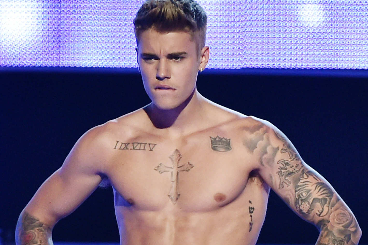 A Complete Guide To All 56 Of Justin Biebers Tattoos regarding proportions 1420 X 946