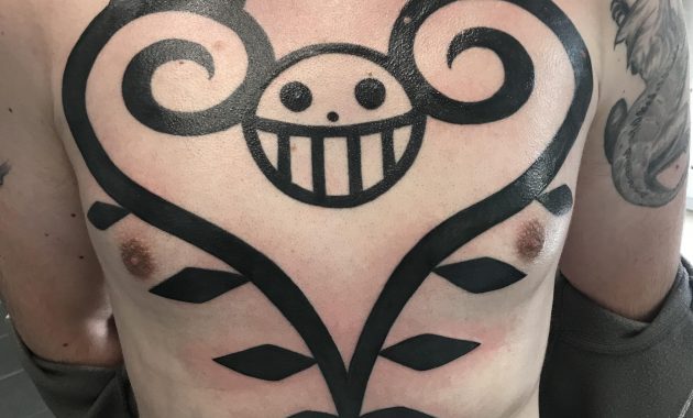 Trafalgar Law Chest Tattoo • Arm Tattoo Sites - Because Of DepressionborDerline AnD Other Things I Am Not Very IntenDeD For Sizing 3024 X 4032 630x380