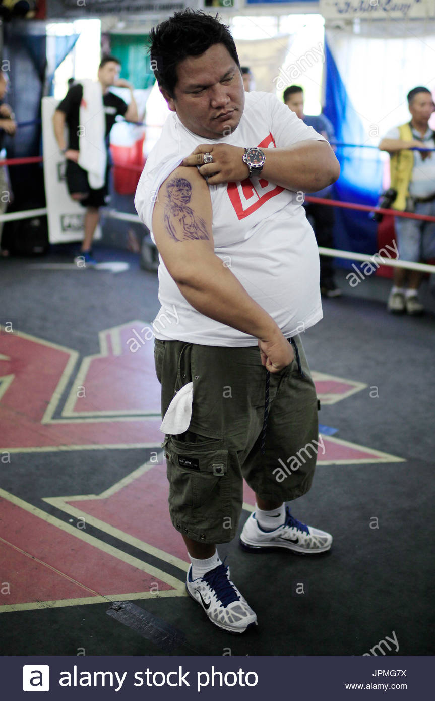 Buboy Fernandez Showing His Tattoo Of Manny Pacquiao At The Manny inside measurements 863 X 1390