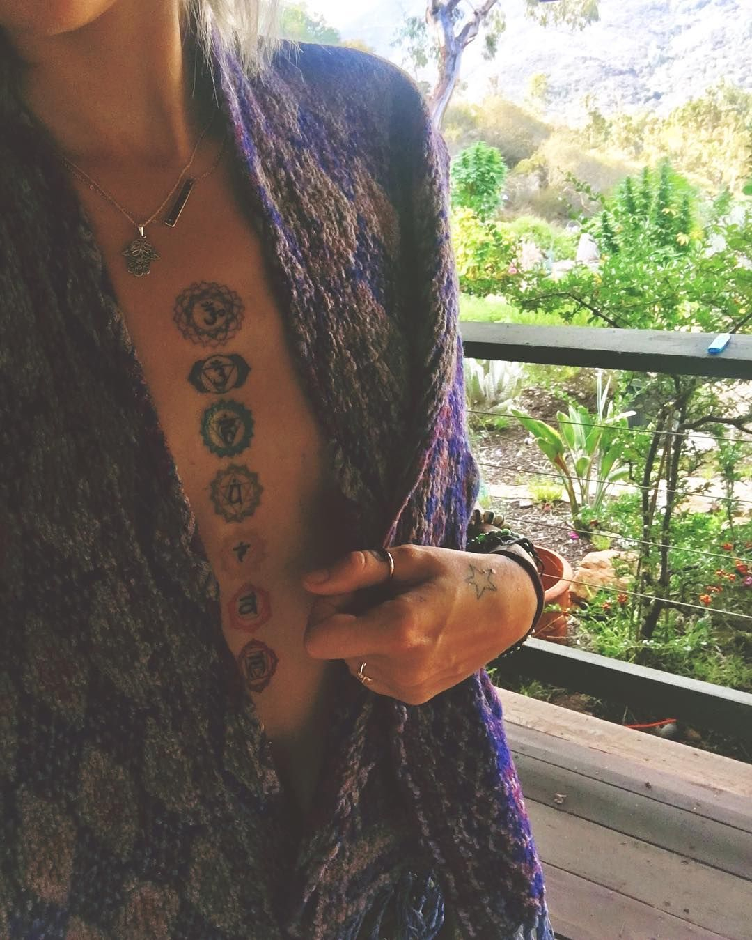 Paris Jackson Shows Off New Chakra Tattoos Down Her Sternum Paris throughout proportions 1080 X 1349