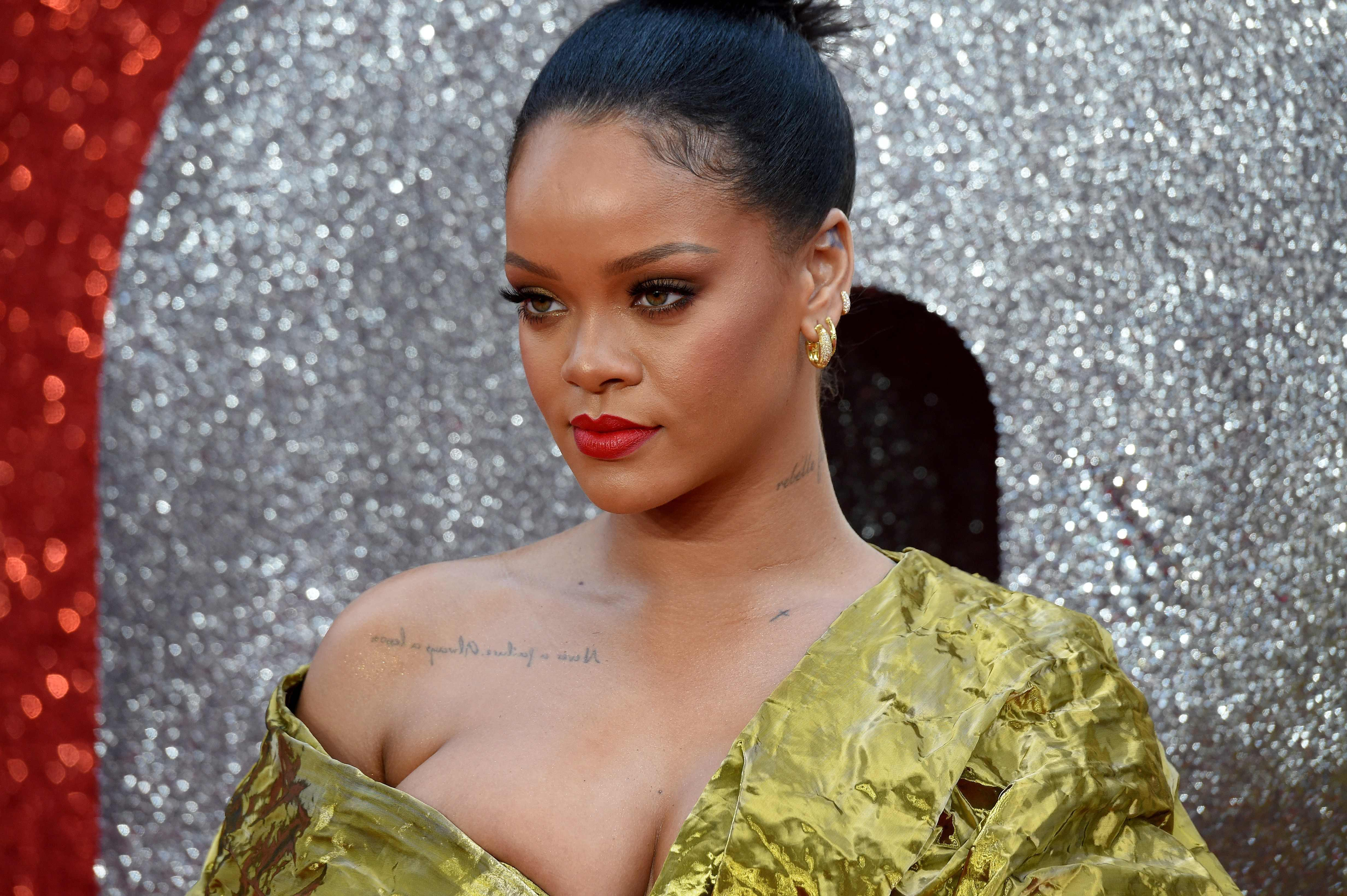 Rihanna Shows Off Incredible Chest Tattoo At Oceans 8 Premiere Now throughout sizing 4928 X 3280