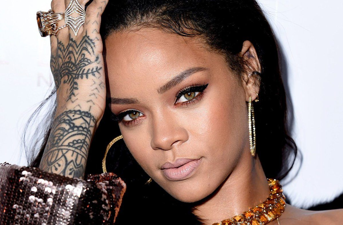 Rihannas Tattoos Hand And Chest Nose Joba Look At Riris regarding sizing 1199 X 788