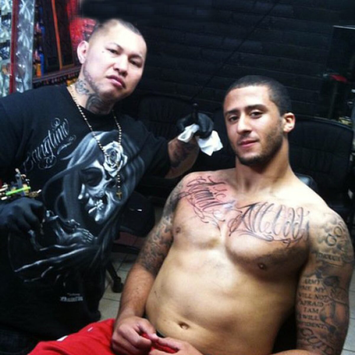 Tatted Up 49ers Star Colin Kaepernick Ink Biz Booming For Qbs with measurements 1200 X 1200