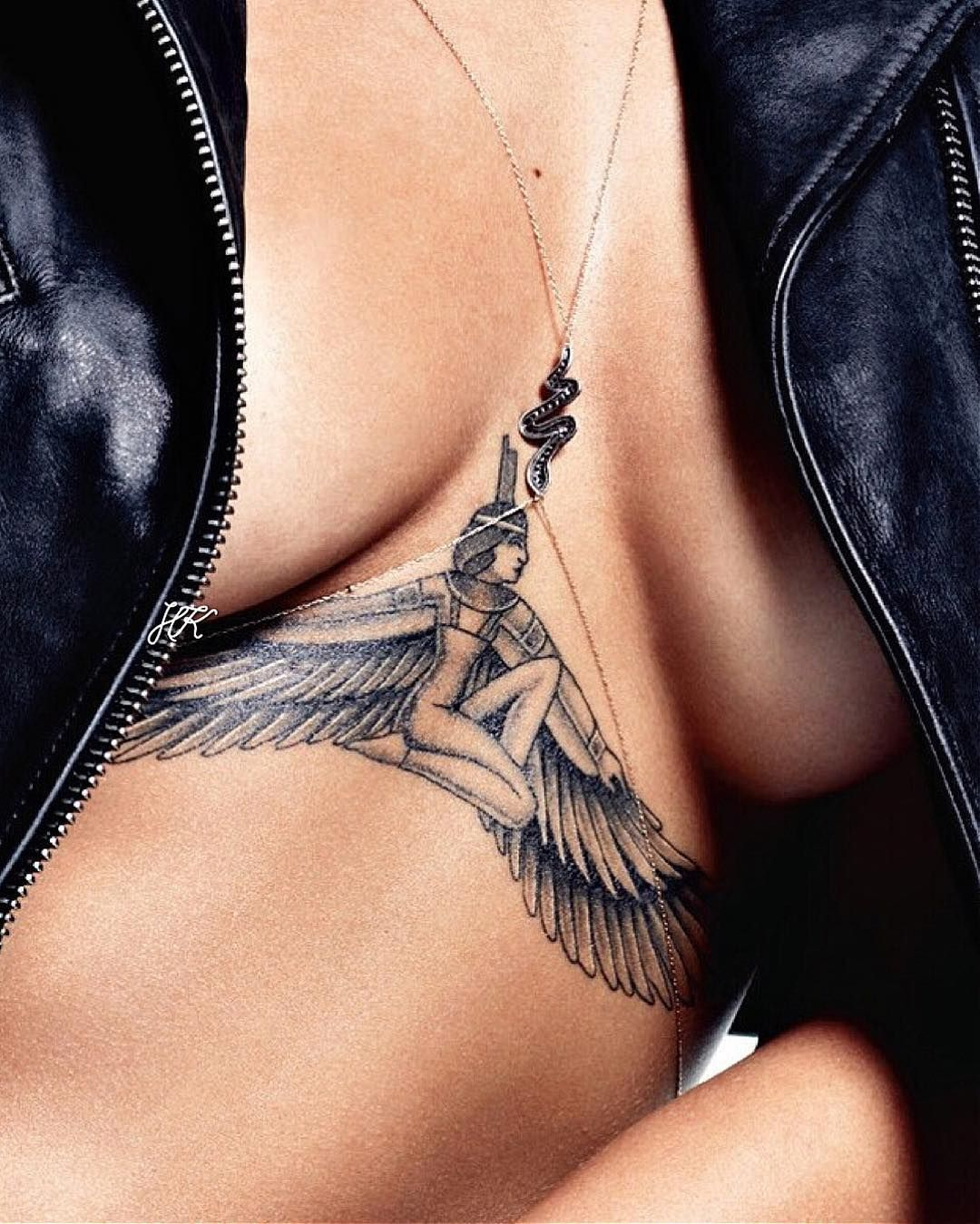 Tattoo Rihanna Chest Arm Tattoo Sites