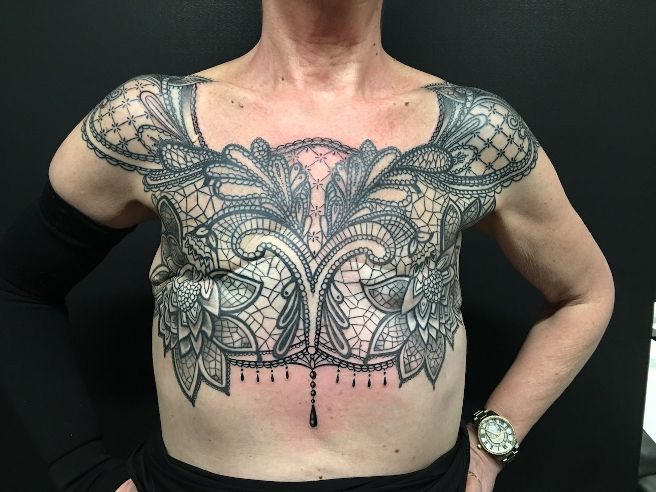 This Woman Got An Incredible Mastectomy Tattoo On Her Chest Self intended for dimensions 1290 X 968