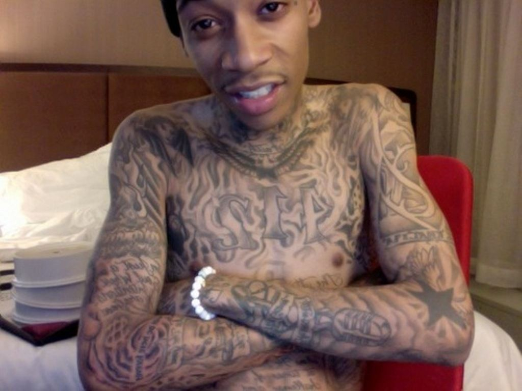 Wiz Khalifa Star With Wings Tattoo Wwwgalleryhip The in sizing 1024 X 768